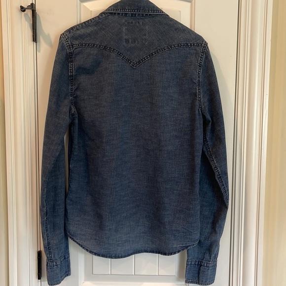 HOLLISTER Denim Jean Button Down Shirt with Pearl Snaps - Picture 8 of 13